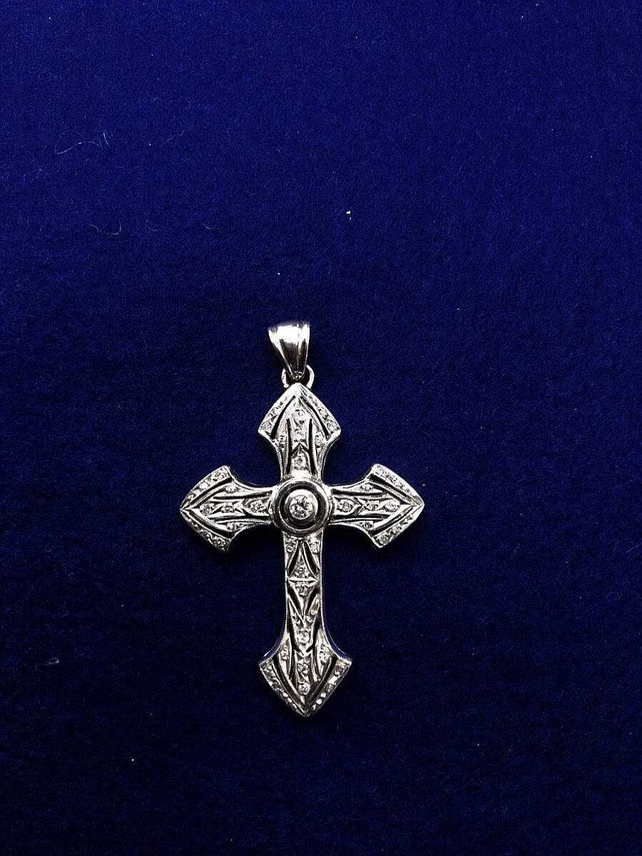 Colgante De Cruz De Brillantes Montada En Oro Blanco De 18 Ktes. | Joyería Finarte Wholesale