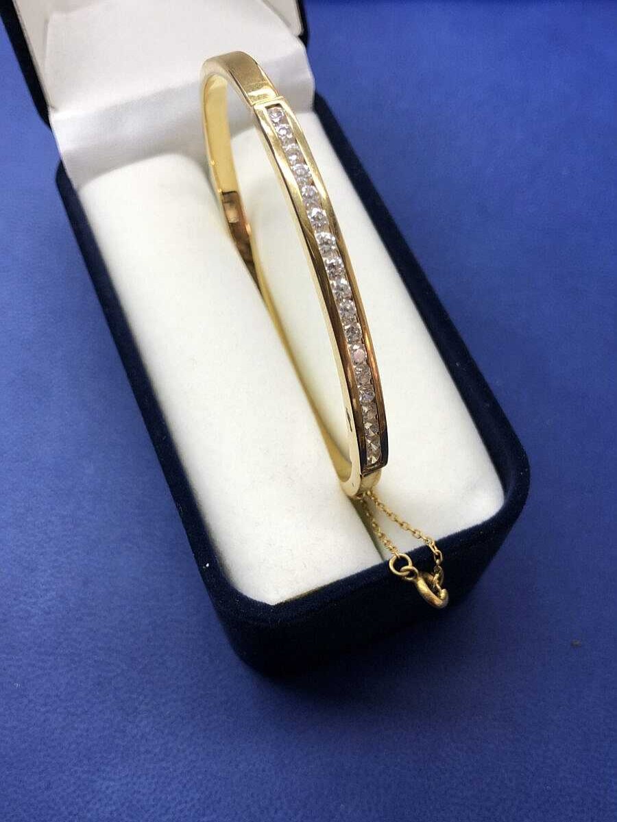 Pulsera R Gida De Media Ca A Con Circonitas De Oro Montada En Oro Amarillo De Ley 18Kts | Joyería Finarte New