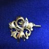 Broche Con Forma Flor Y Brillantes Montado En Oro Amarillo De Ley 18 Kts | Joyería Finarte Wholesale