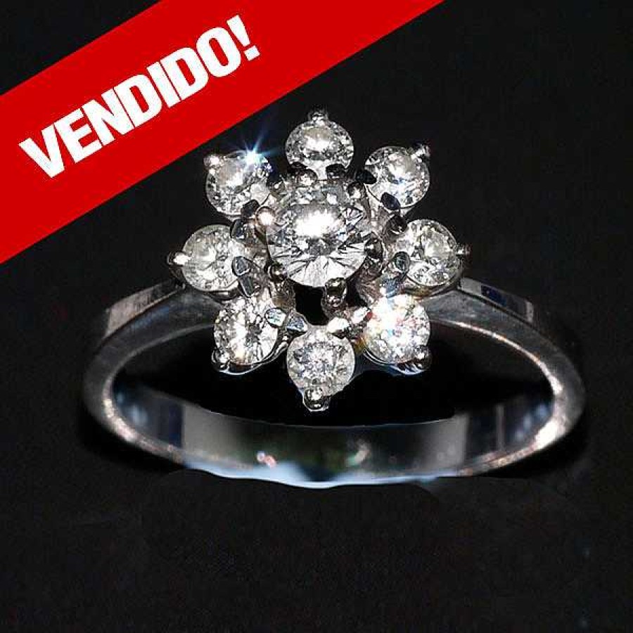 Sortija Tipo Flor De Brillantes. Montada En Oro Blanco De 18 Ktes. | Joyería Finarte Hot